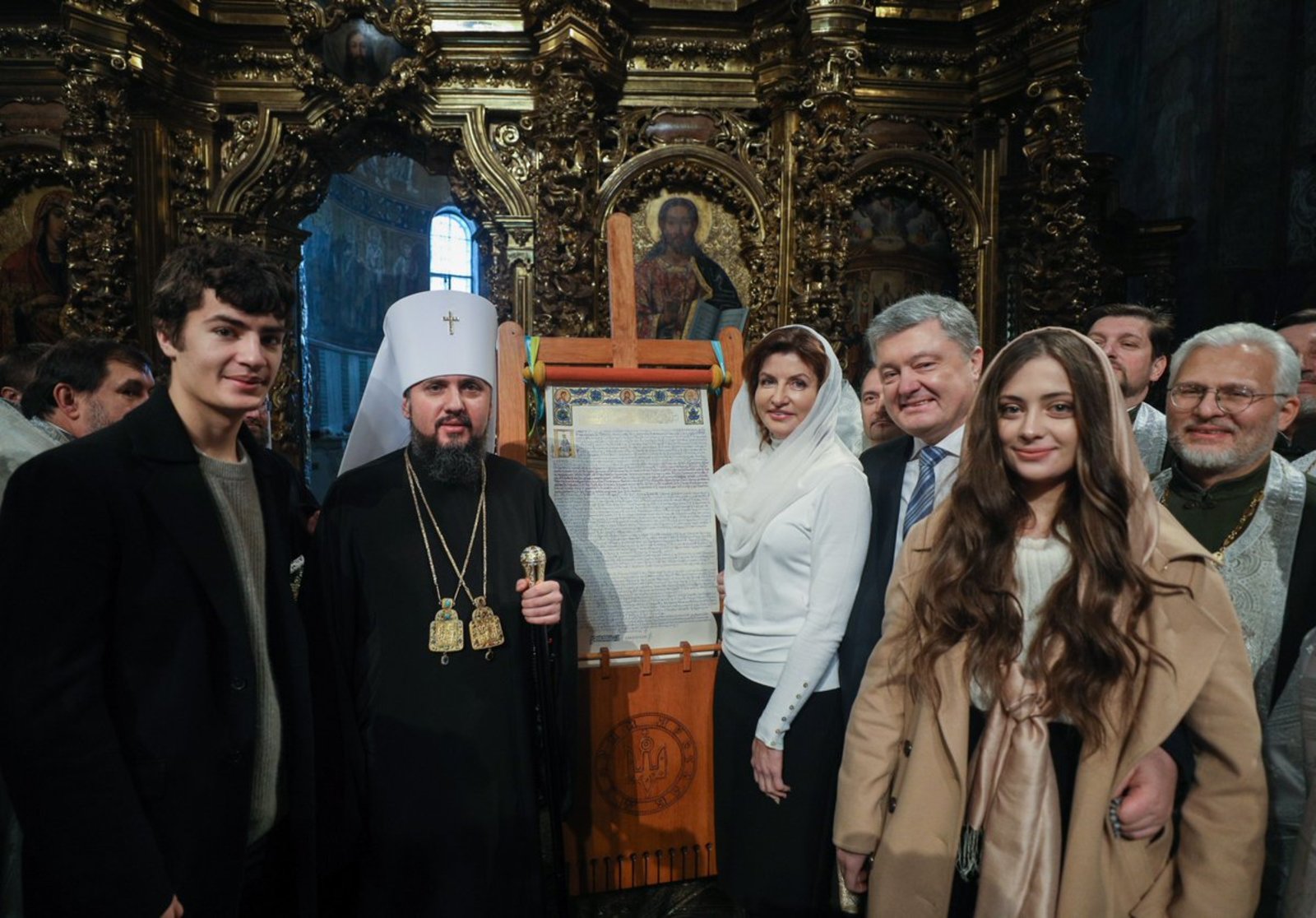 6 января константинопольский патриарх Варфоломей передал Киеву томос об автокефалии Православной церкви Украины, однако в Русской православной церкви объявили автокефалию пустышкой