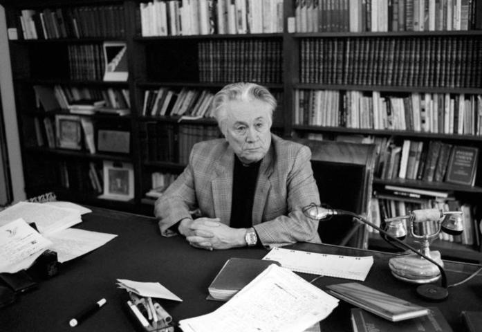 У Нагибина выходили в иной год и три книги, он был признан лучшим писателем Европы, но на родине литературные премии ему не «обламывались»