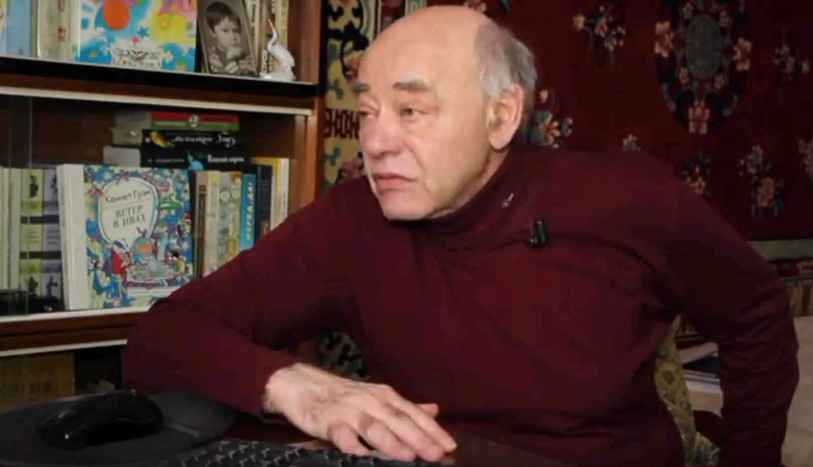 Известность ему принесли как фантастические произведения, так и ряд учебных пособий, адресованных людям, больным сахарным диабетом