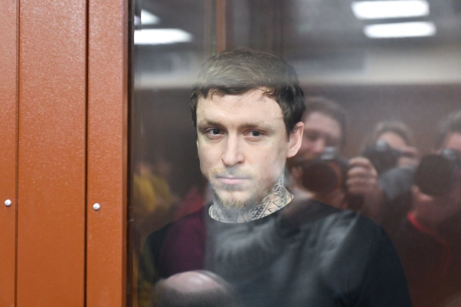 Павел лично рассказал о конфликте с водителем, который произошел возле клуба