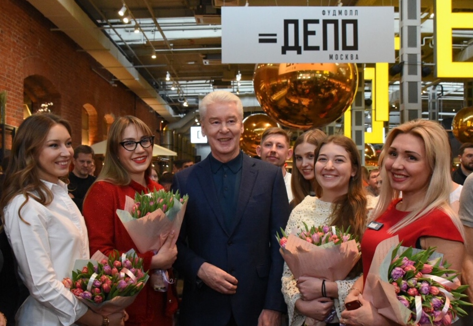 Мэр Москвы посетил гастрономический молл «Депо»