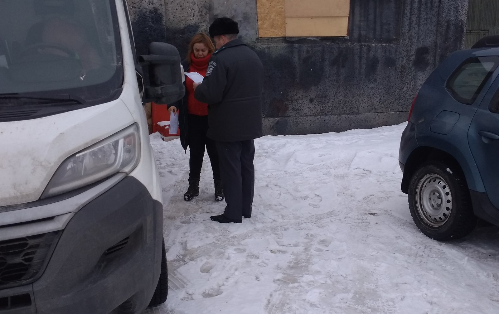 Ирина Тиховская не пустила в свой приют с государственного инспектора отдела государственного ветеринарного надзора № 5 Минсельзопрода Московской области Дмитрия Следина