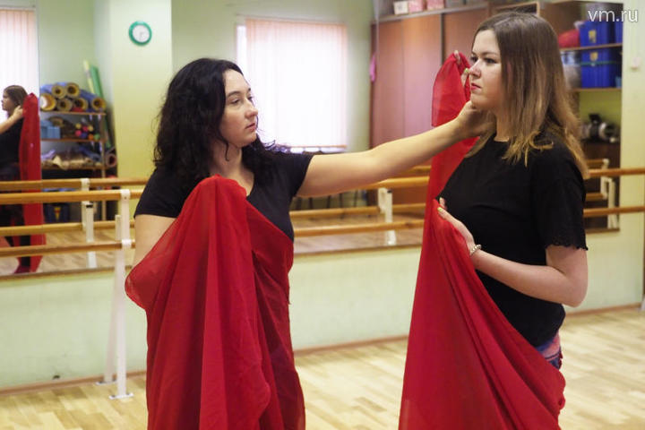 На фото тренер Оксана Лидина (слева) и корреспондент "ВМ" Анна Кривошеина