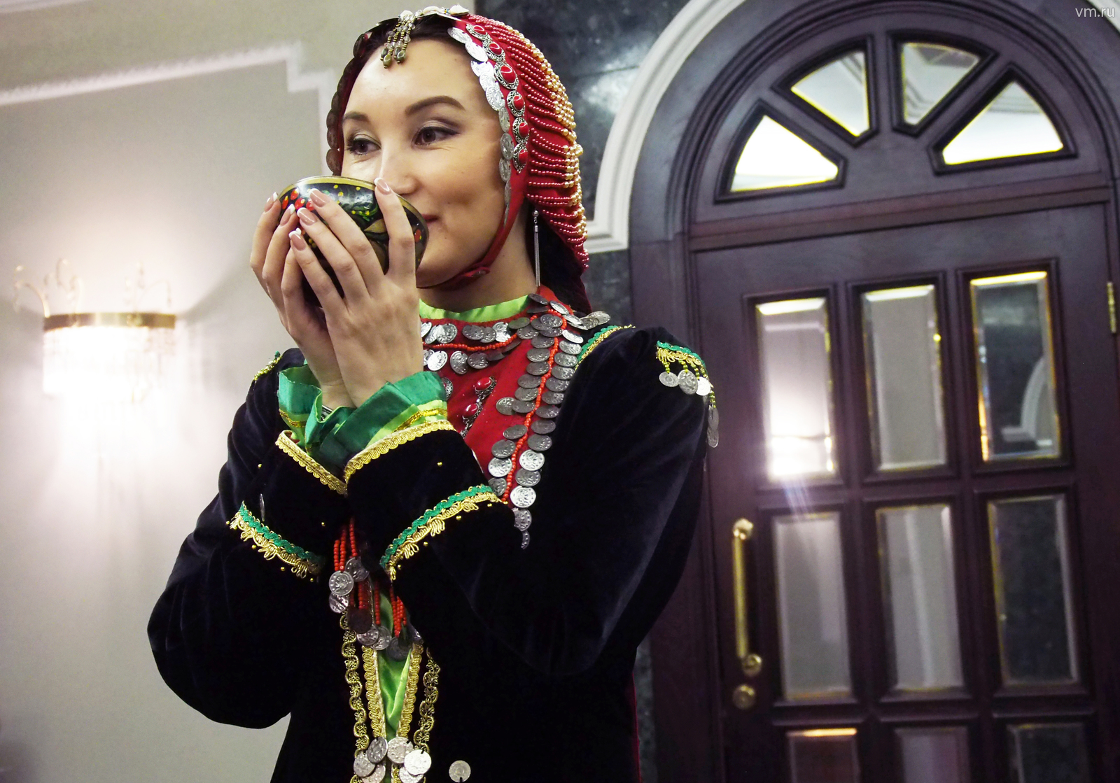 Сегодня монисто вернулось в обиход современных башкирок, они носят его в качестве модного украшения