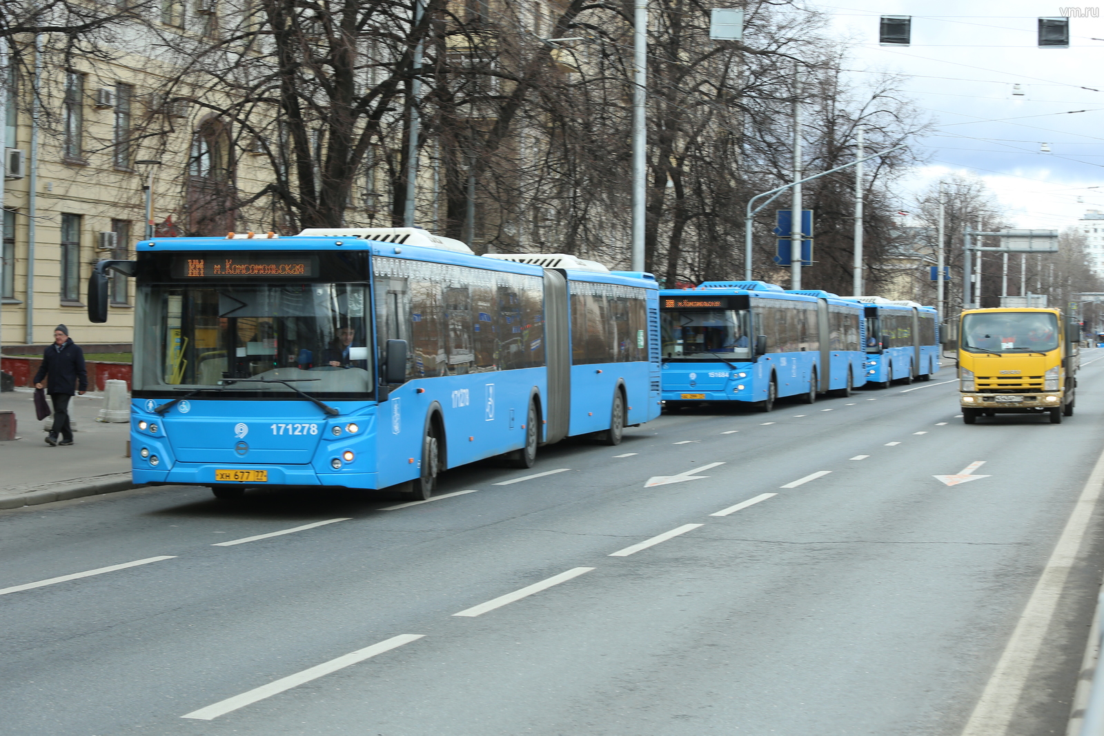 Компенсационные автобусы ходили каждую минуту