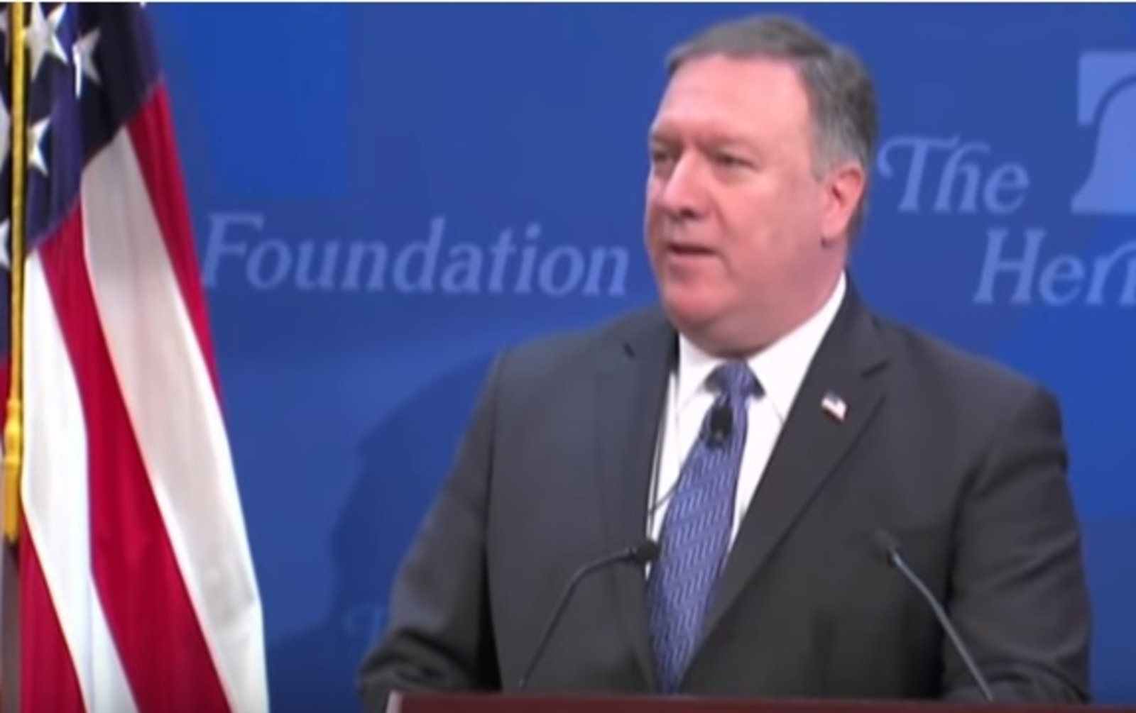 По словам Помпео, США считают новым главой южноамериканской республики парламентария Гуайдо, а «Россия пошла против руководства Венесуэлы»