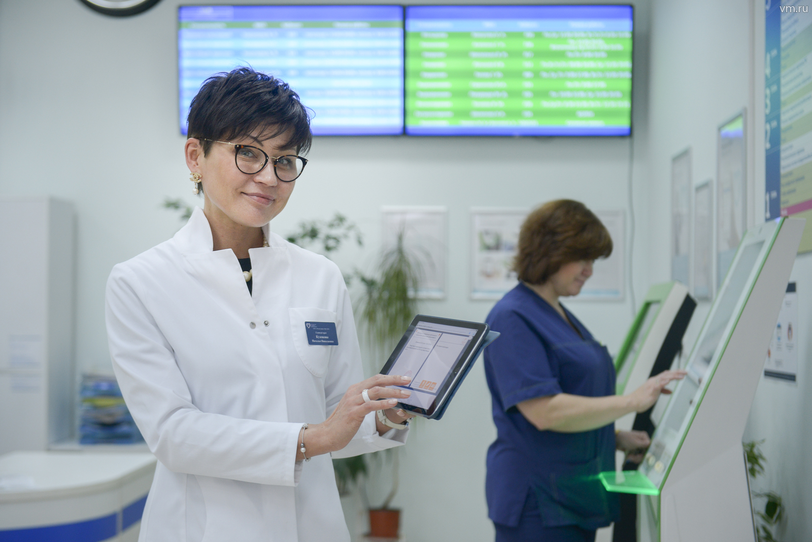 Поликлиника рассчитана на 500 посещений взрослого населения и 250 посещений детского населения в смену