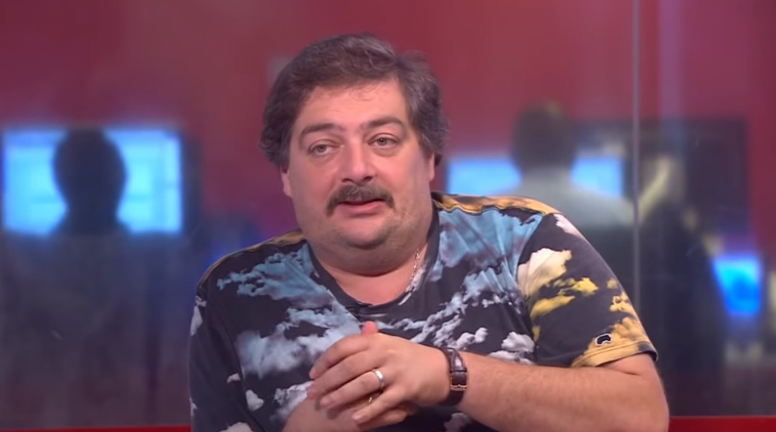 Дмитрий Быков по-прежнему находится в стабильно тяжелом состоянии