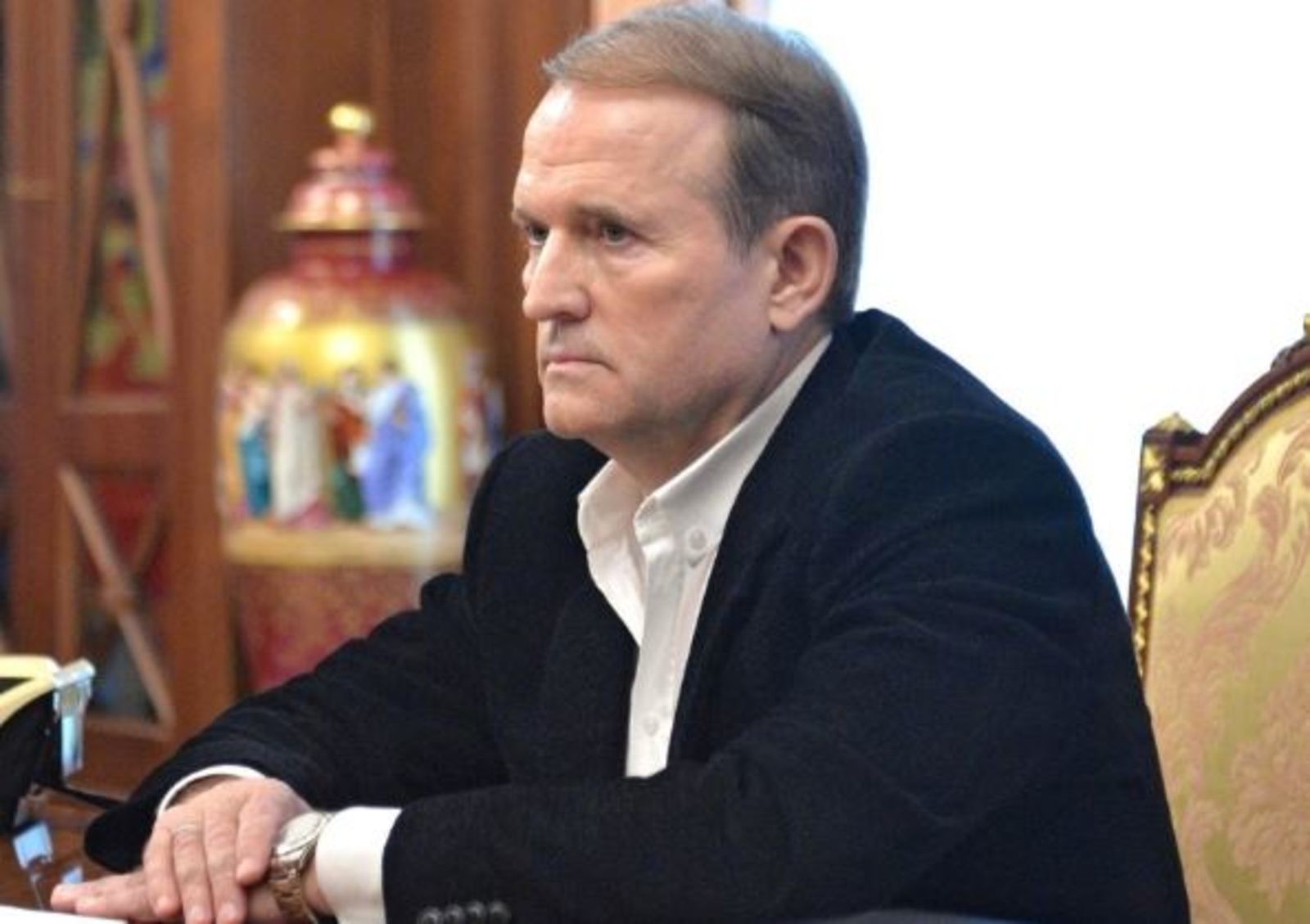 Медведчук отметил, что условием является возвращение Украине территорий, которые в настоящее время неподконтрольны Киеву