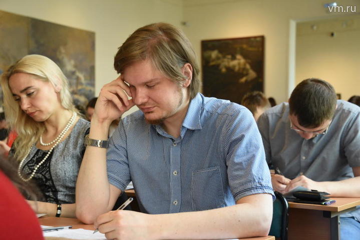 Корреспондент «Вечерней Москвы» и сам принял участие в «Диктанте Победы»