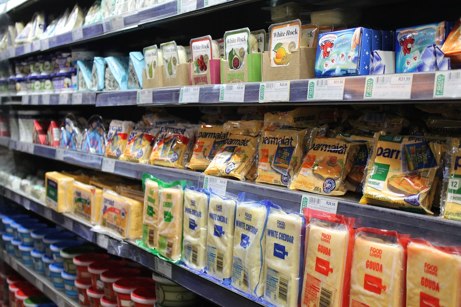 Эксперты выяснили, как производители молочной продукции справились с внесением изменений в описание товара и улучшением его упаковки