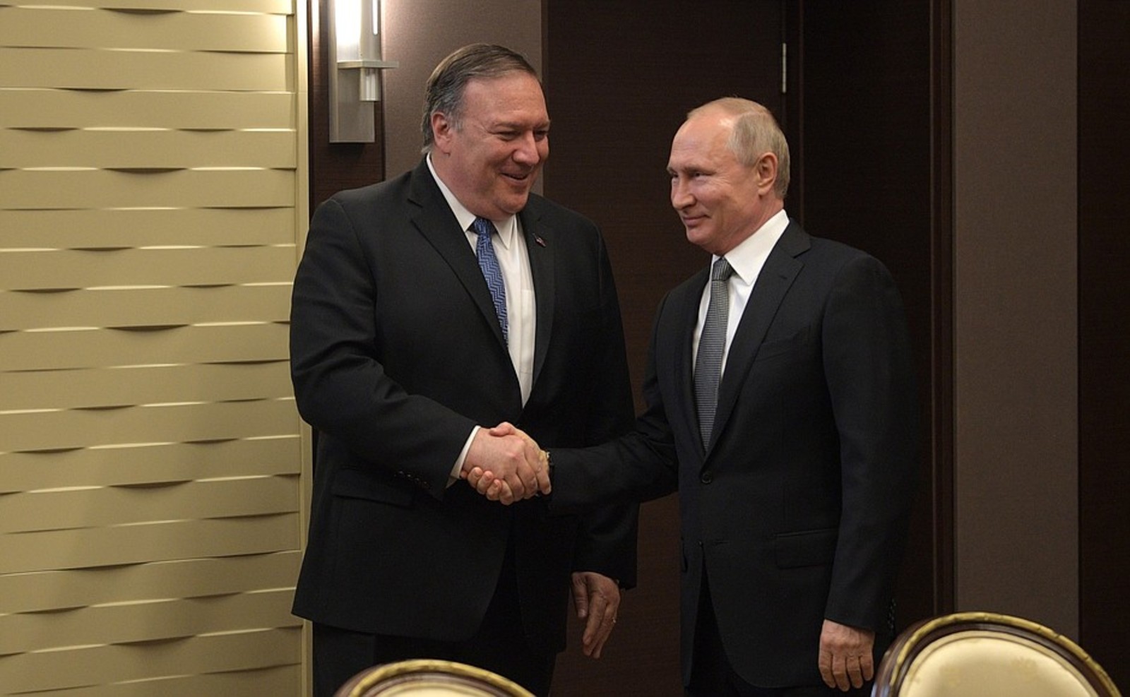 Владимир Путин и Майк Помпео обсудили санкции на переговорах