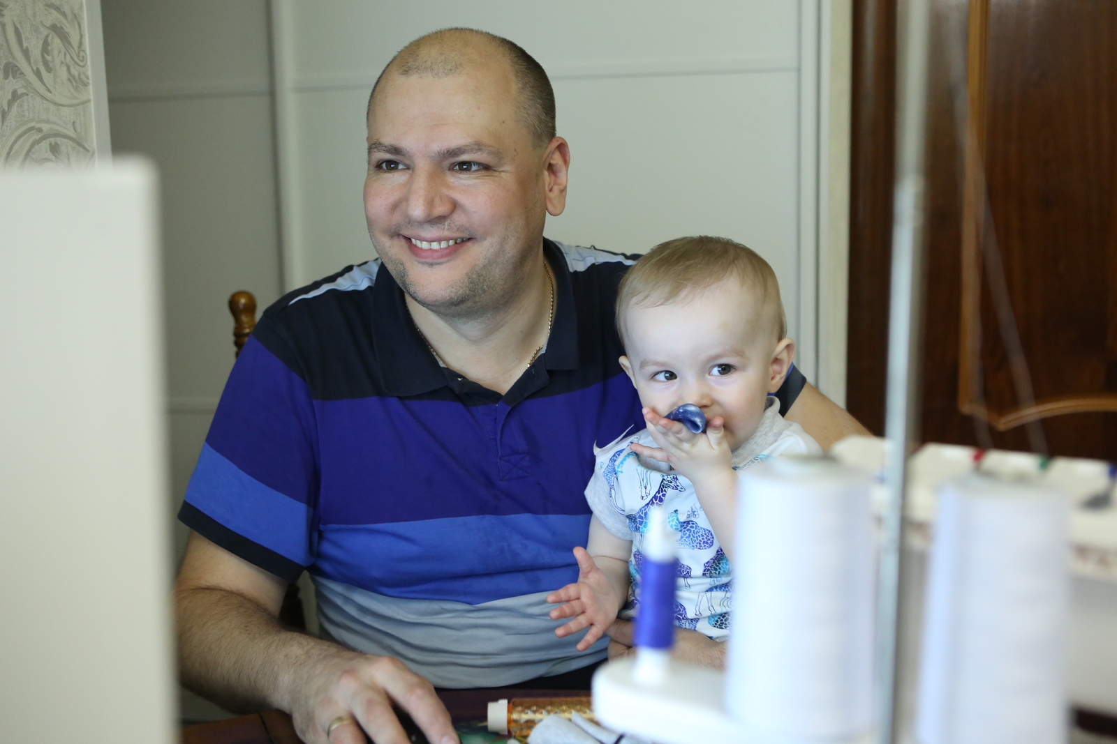 По словам специалиста, памперсы существенно нарушают теплообмен, что может привести к перегреву малыша