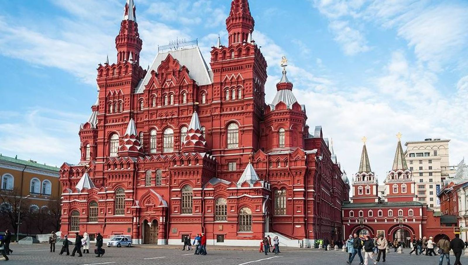 Посетители смогут получить информацию о выставках, экскурсиях и других мероприятиях