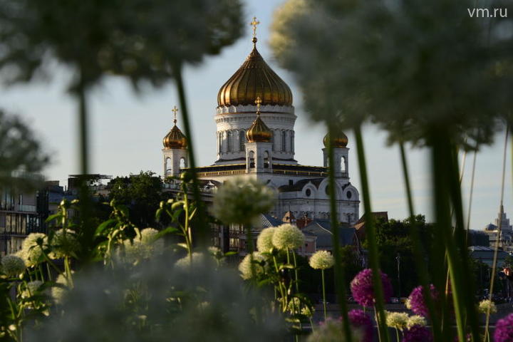 Праздник не накладывает каких-то мелких бытовых правил поведения