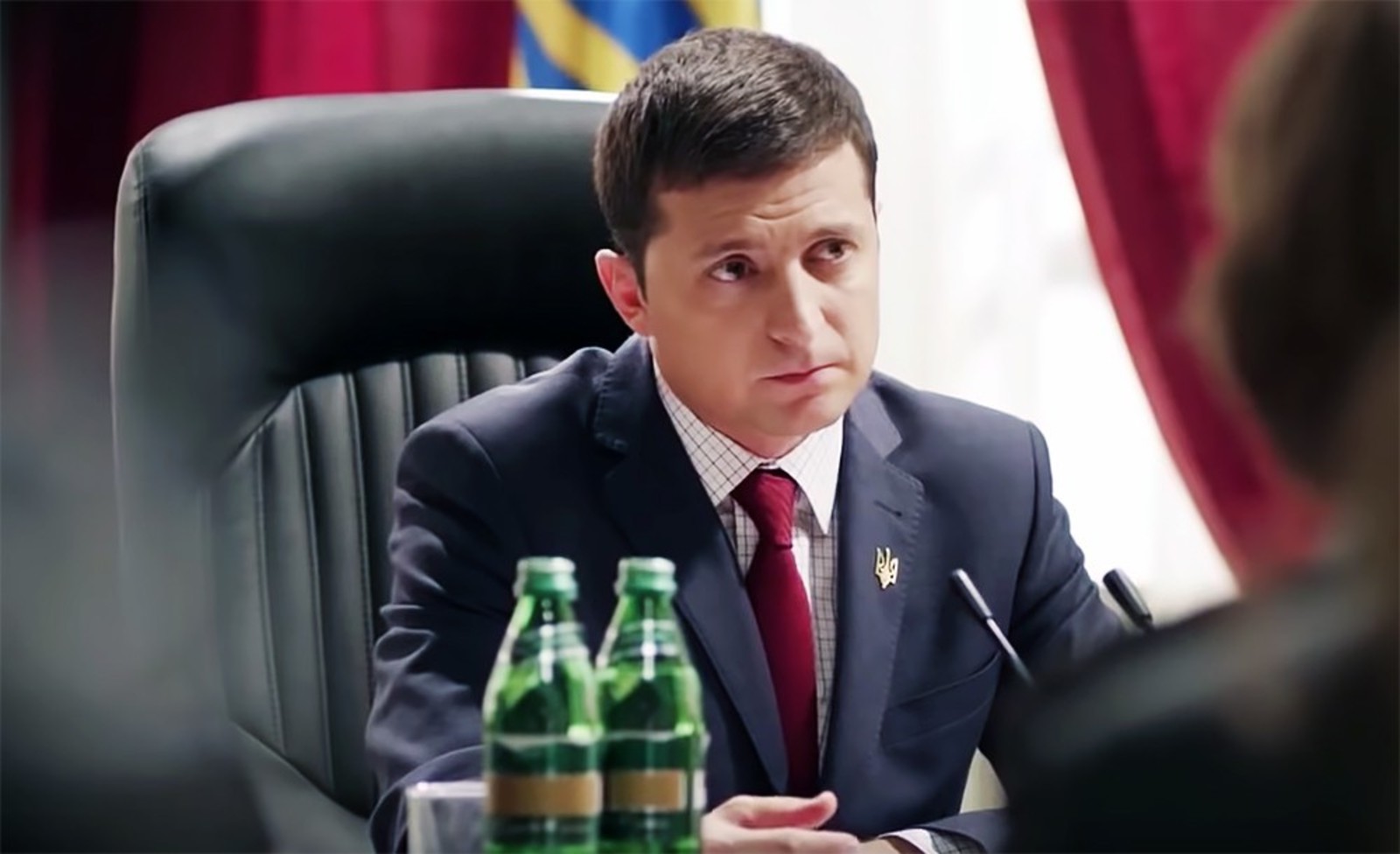 В партии Зеленского сообщили, что будет создана особая система денежного вознаграждения для граждан Украины
