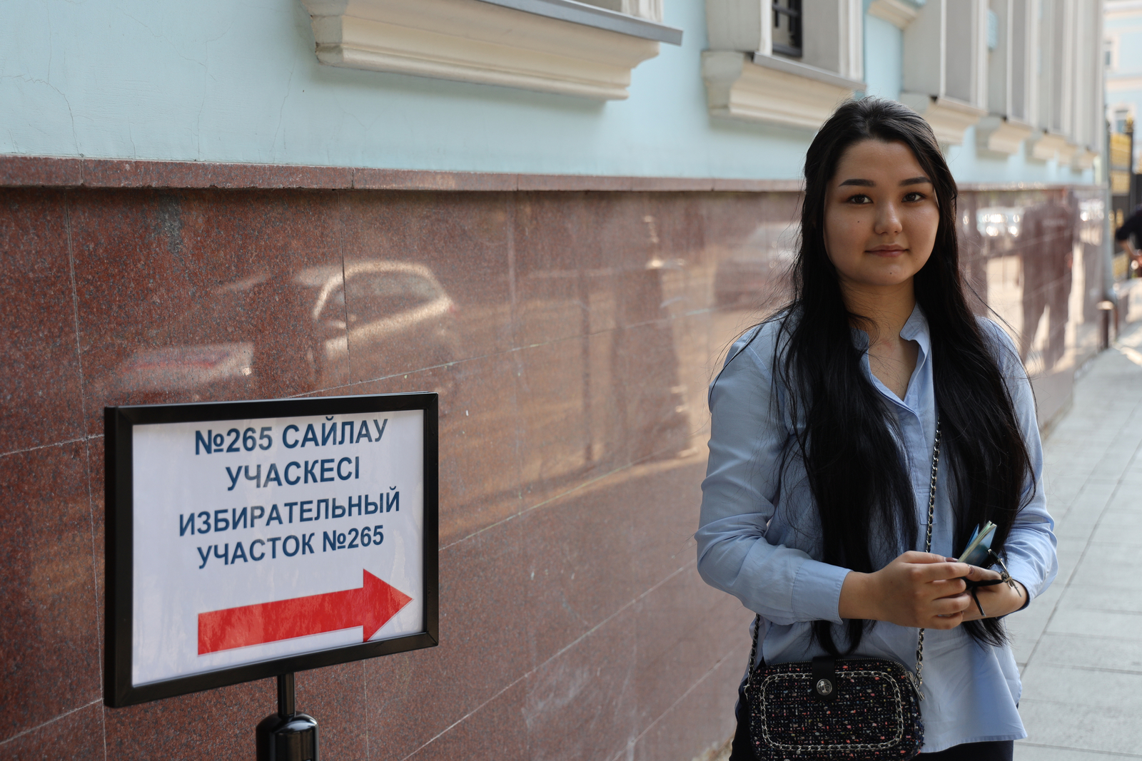 выборы в посольстве казахстана на фото аскарова анель