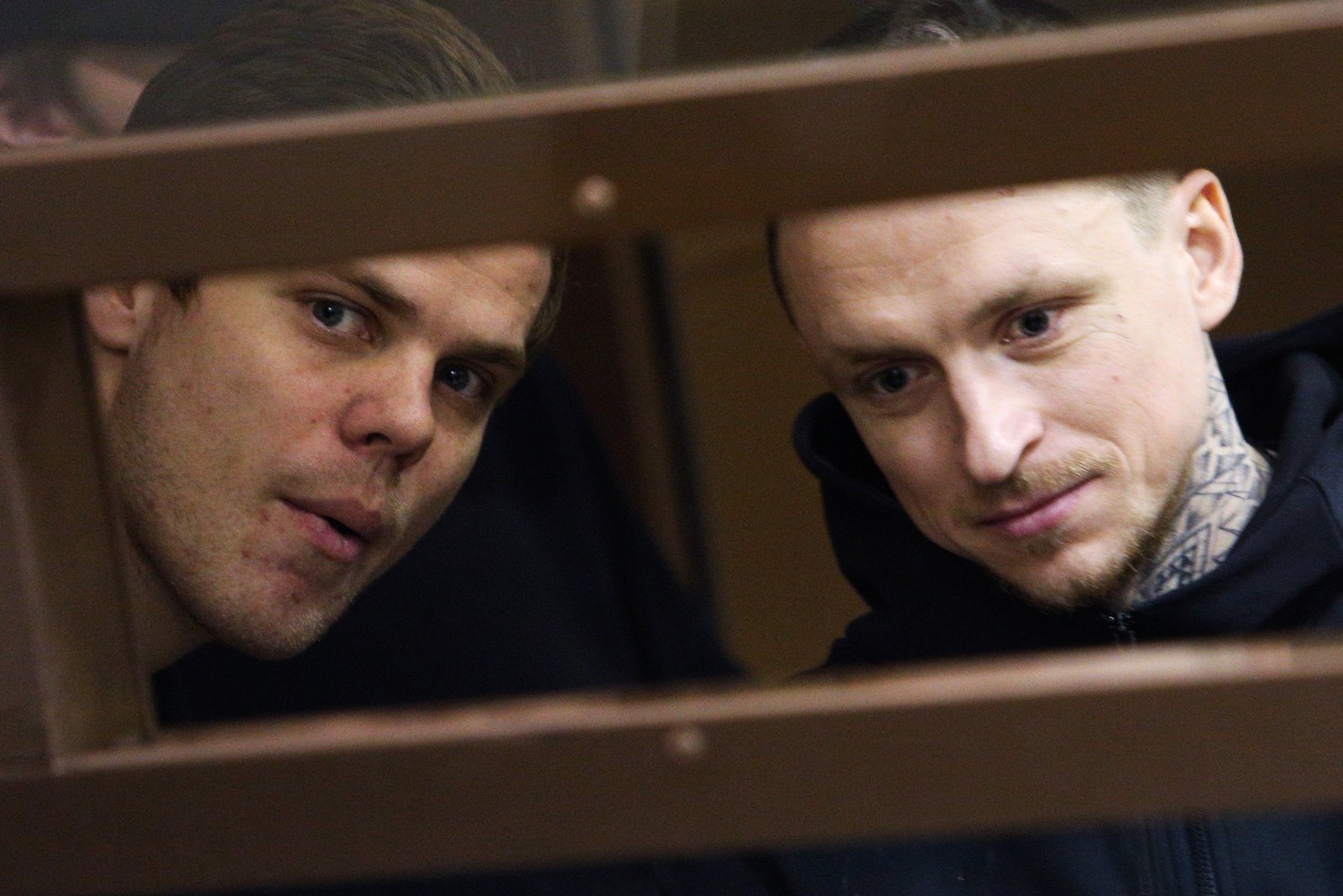 Ранее появилась информация о том, что арестантов колонии № 4 в городе Алексеевке Белгородской области, где содержатся спортсмены, избивают сотрудники учреждения