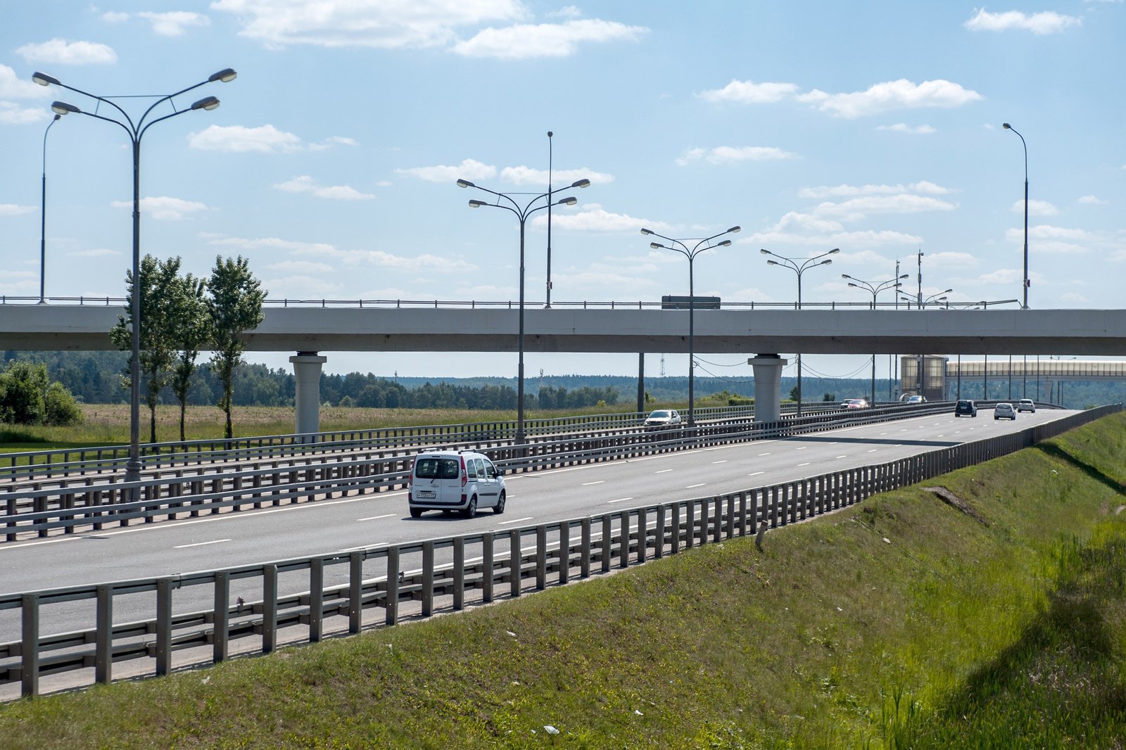 Максимальная скорость движения составит 150 километров в час