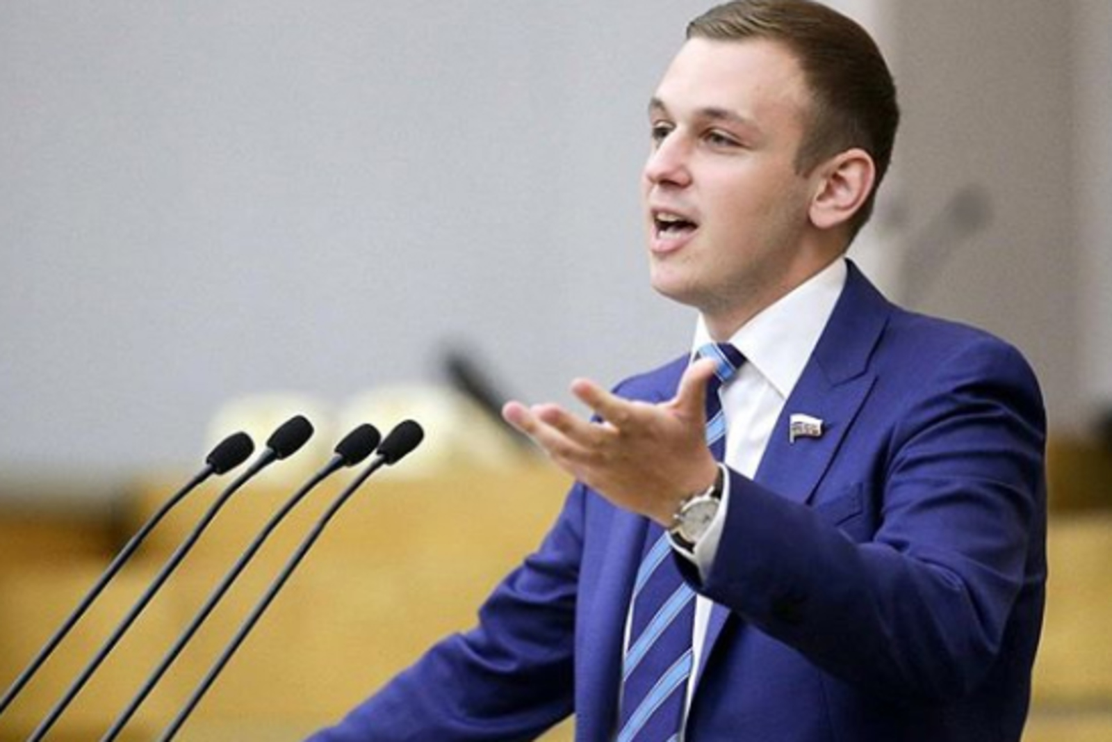 Парламентарий уже обратился в Министерство транспорта России и ГИБДД с просьбой изучить идею
