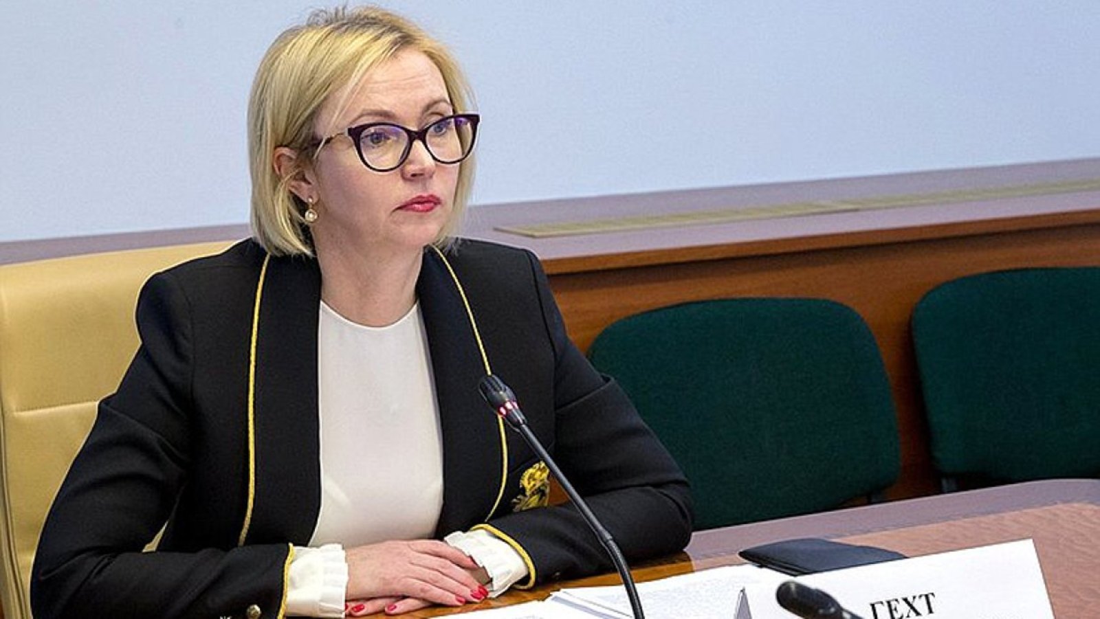 Ирина Гехт возвращается на работу в свой регион