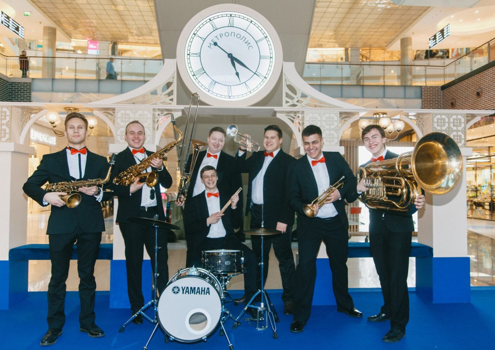 Коллектив Brass Bаnd «Вежливые люди» исполнил на Дне шахмат популярные мировые хиты