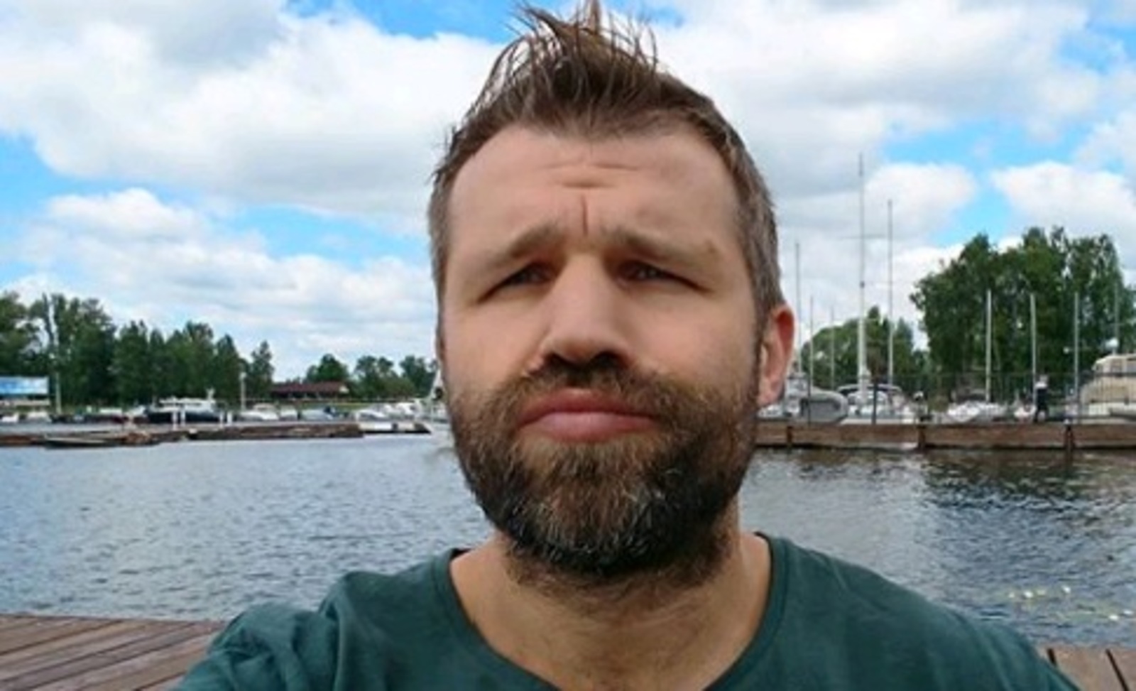 Отмечается, что мужчина оскорблял сотрудников службы авиационной безопасности
