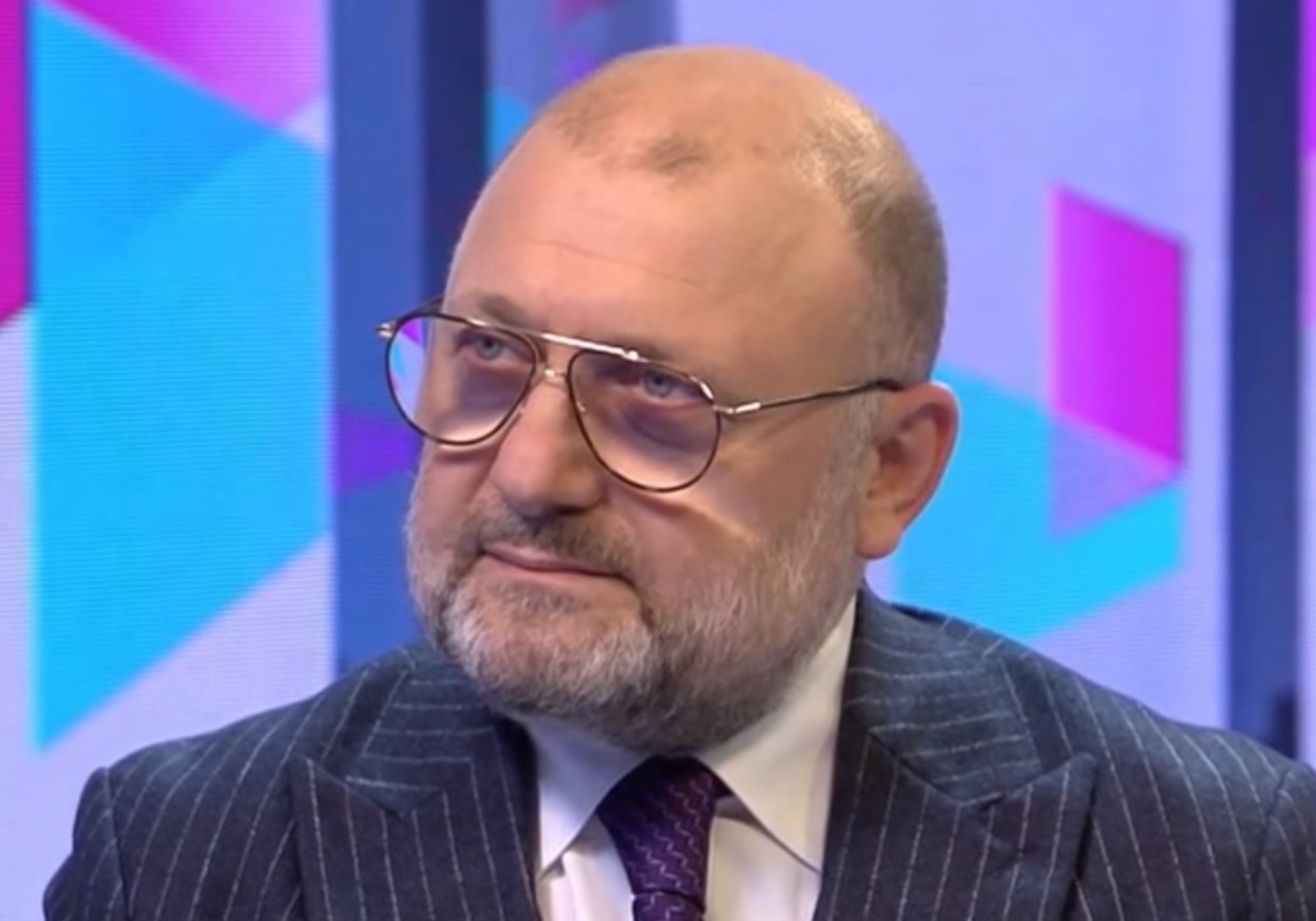 По словам Умарова, в республике «никакого насилия в нет, тем более в отношении девушек, которые не хотят за кого-то выходить замуж»