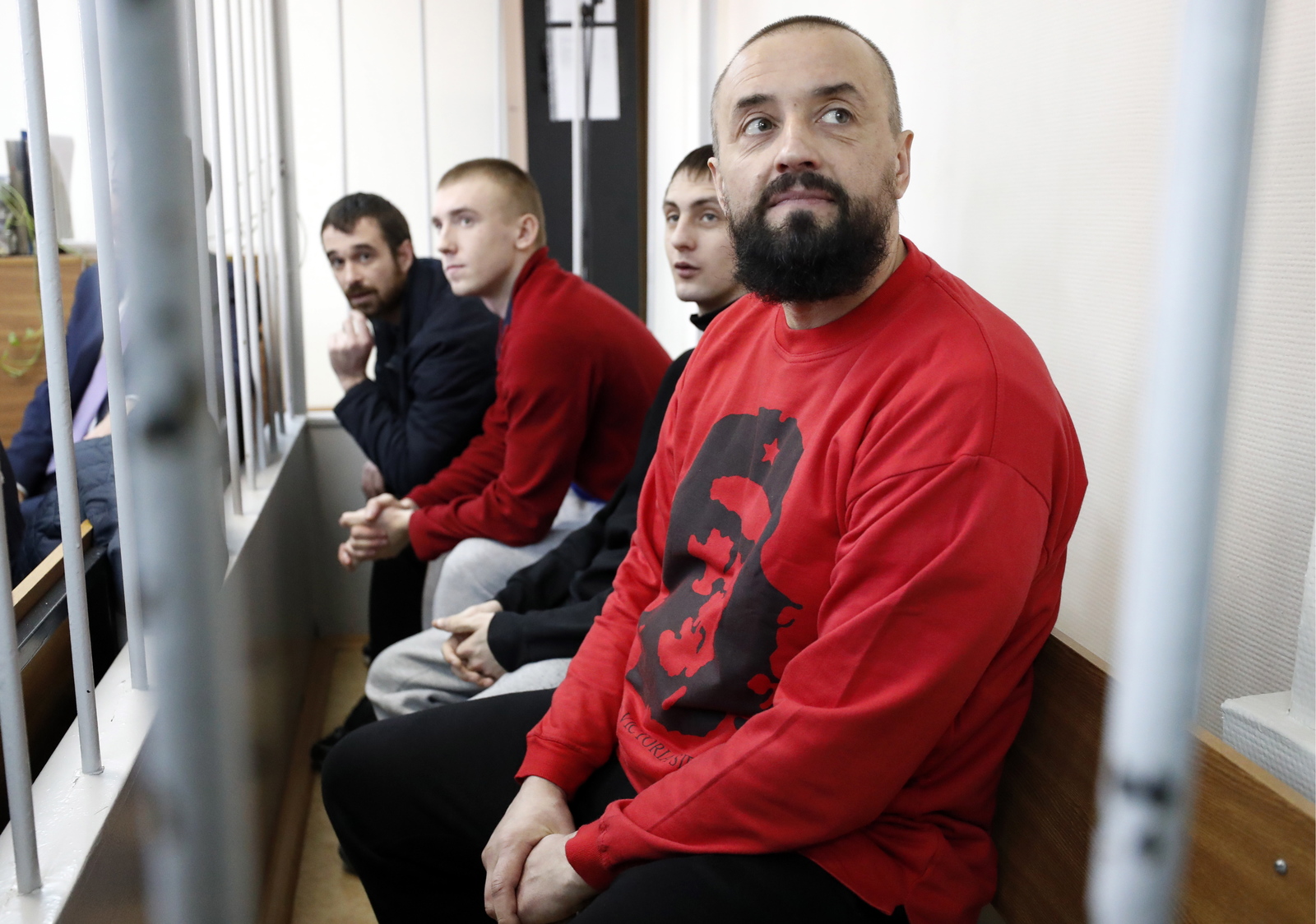 ФСБ попросила продлить арест морякам до октября 2019 года