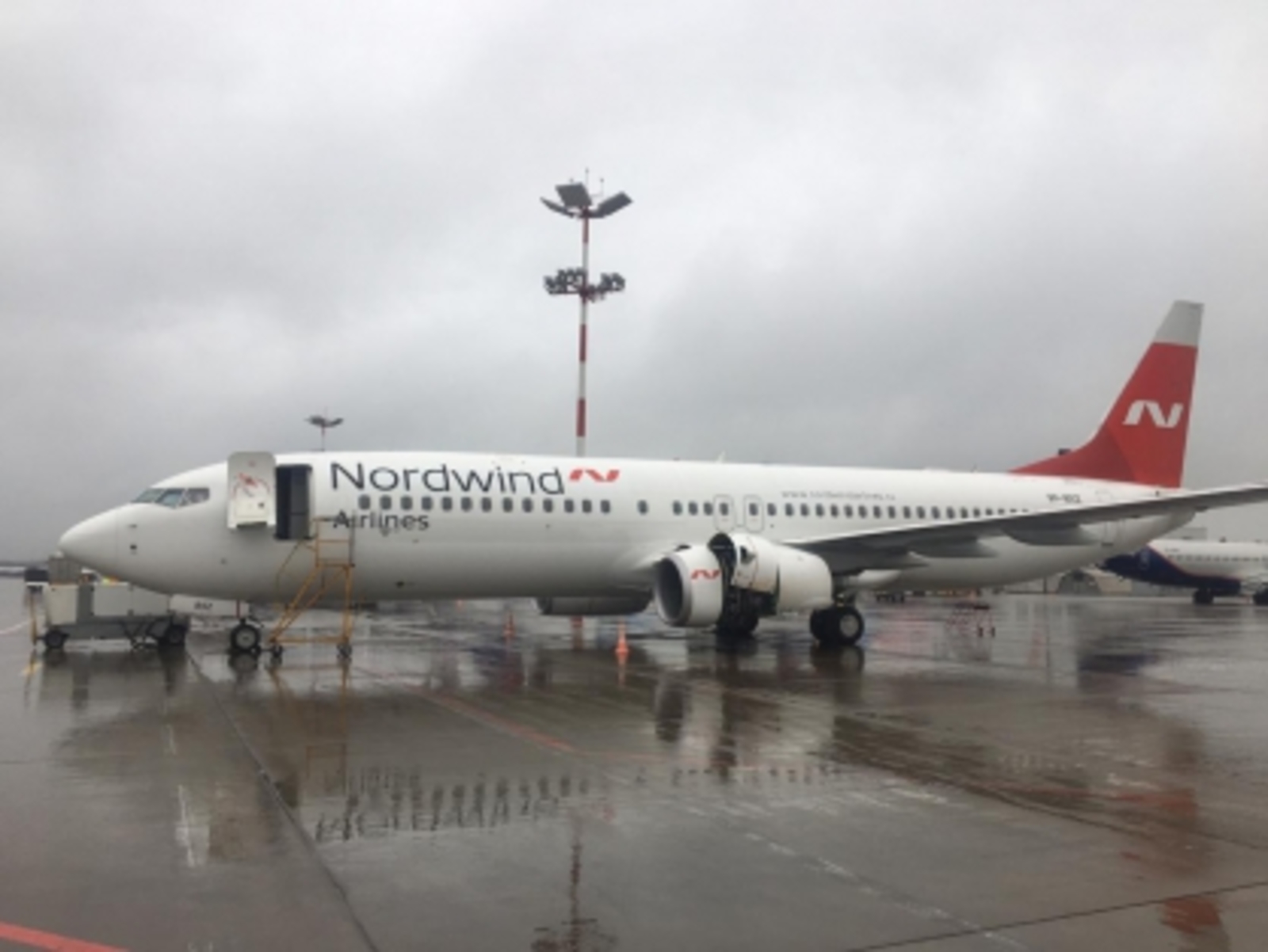 Boeing 737 авиакомпании Nordwind направлялся из Москвы в Ереван