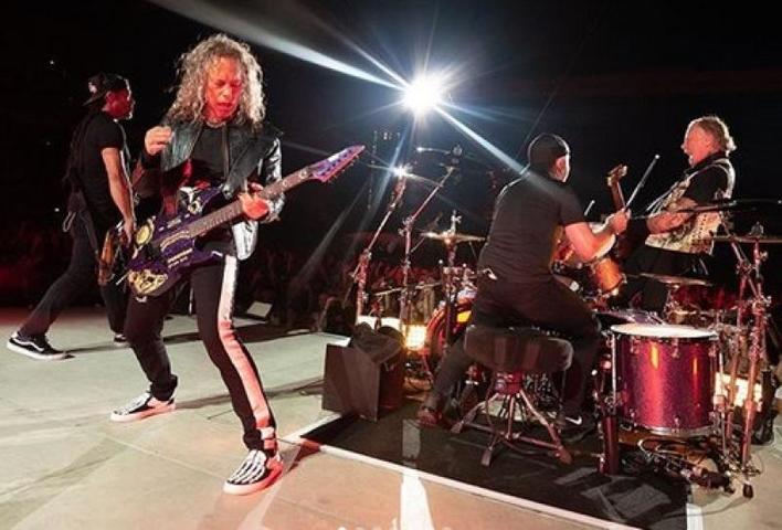       Metallica  7  