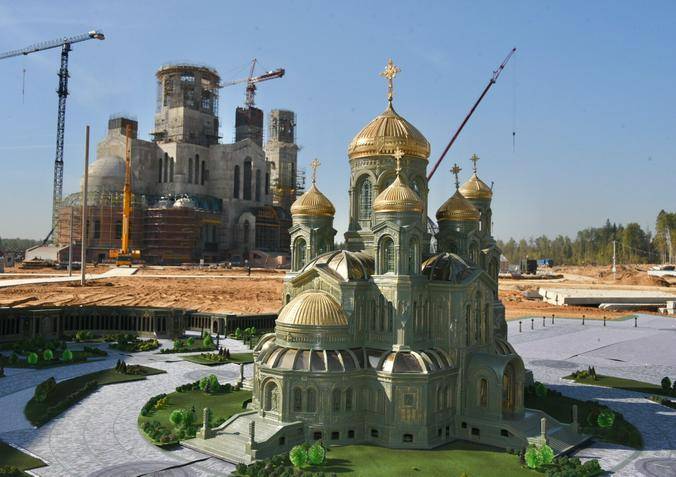 Владимир Новиков, «Вечерняя Москва»
