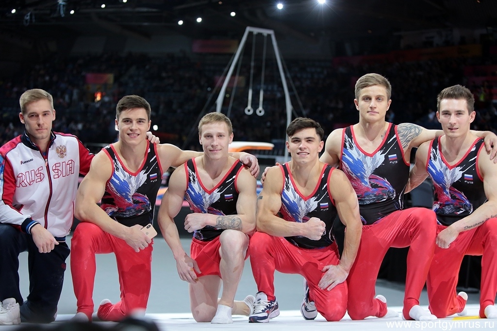 Российские спортивные гимнасты впервые выиграли командный турнир на чемпионате мира 