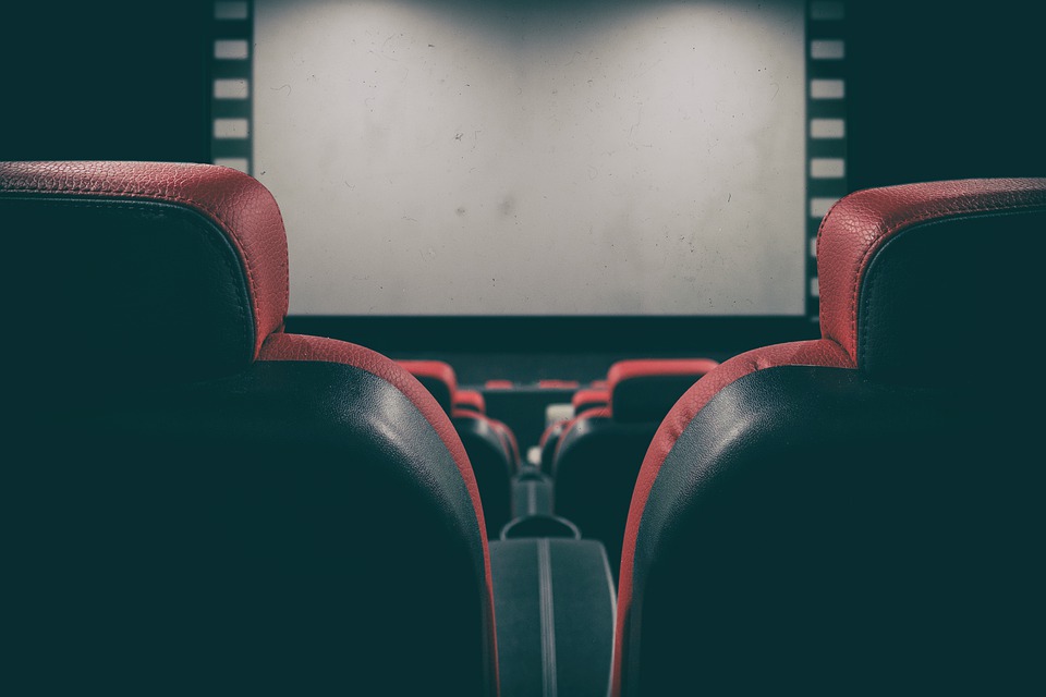 Средний чек посещения кинотеатра россиянами вырос до 450 рублей