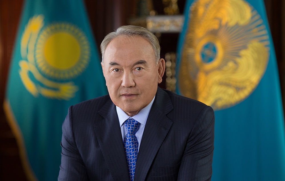 Первый президент Казахстана готовит выставку своих картин