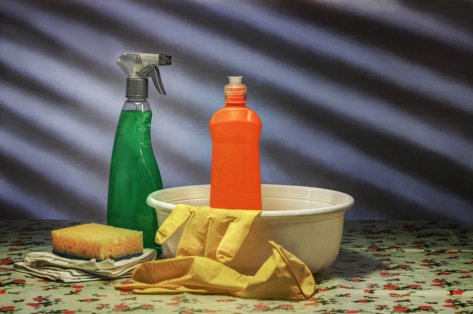 Эксперт дал нестандартные советы по уборке квартиры