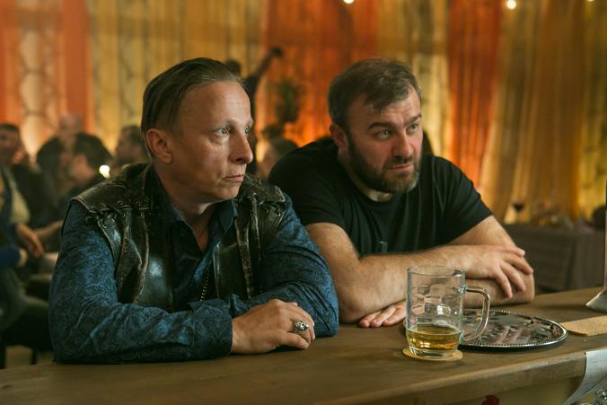 В антагониста Вити Мясника — бандита по кличке Болт, который управляет местным хулиганьем, — перевоплотился Иван Охлобыстин / Фото предоставлены телеканалом ТНТ