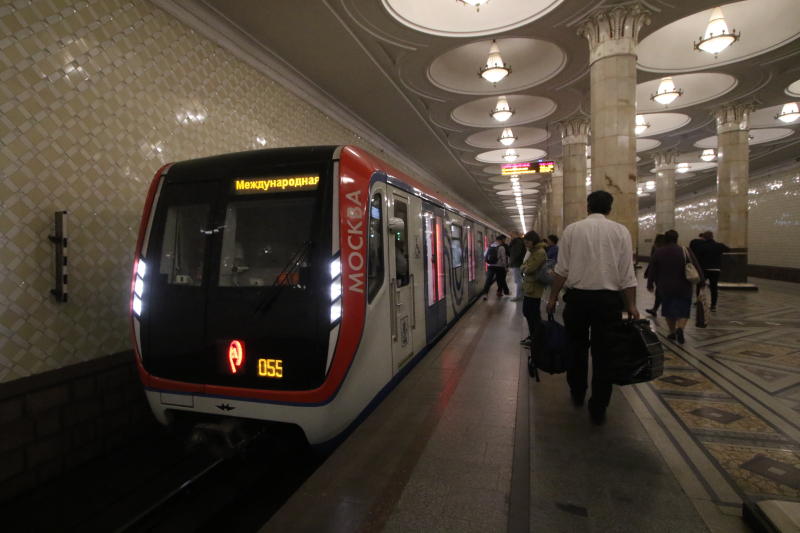 Треть составов на Сокольнической линии метро сменили поезда «Москва»