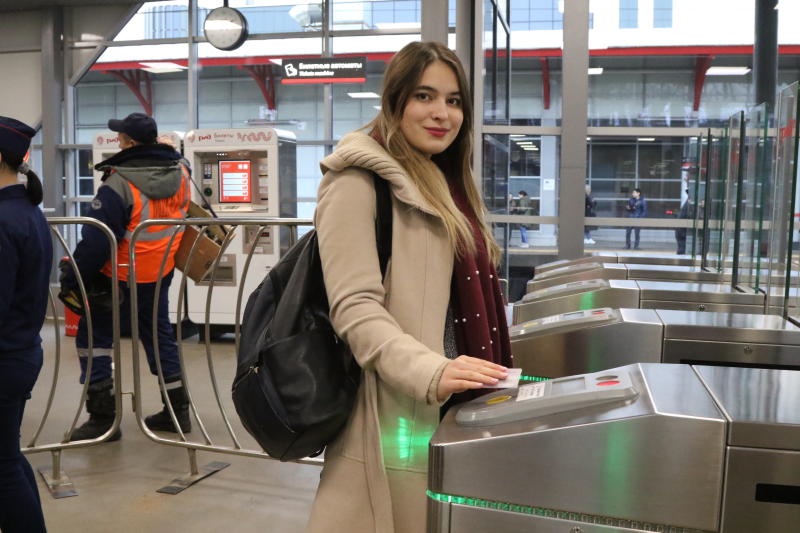 Турникеты на семи станциях МЦД готовы к запуску обновленной билетной системы