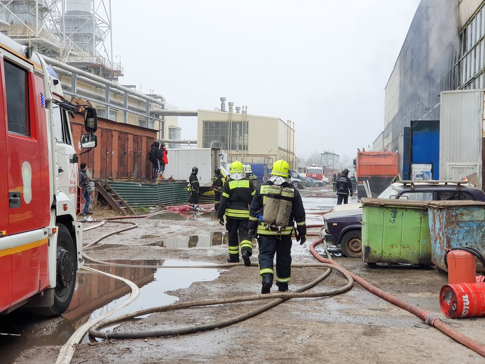 Москвич заработал миллионы на продаже систем для спасения при пожаре