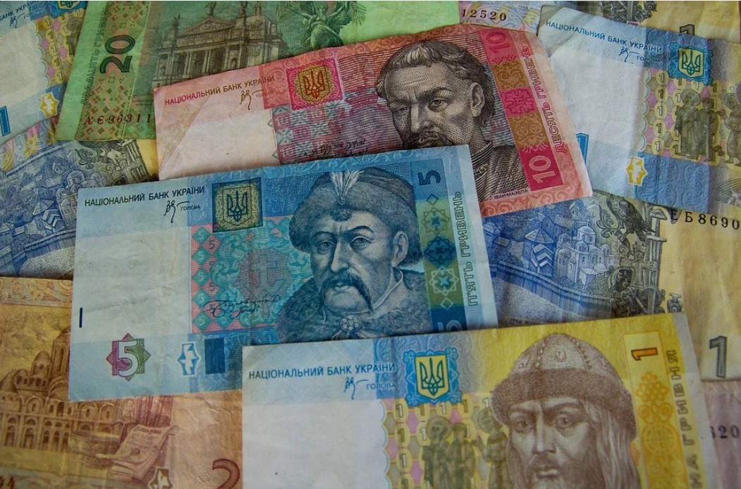 Украинскую экономику сравнили со страдающим от болезней человеком