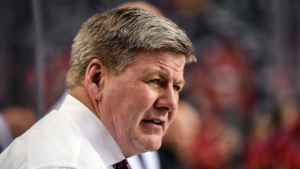 Тренер клуба НХЛ был уволен после расистского скандала