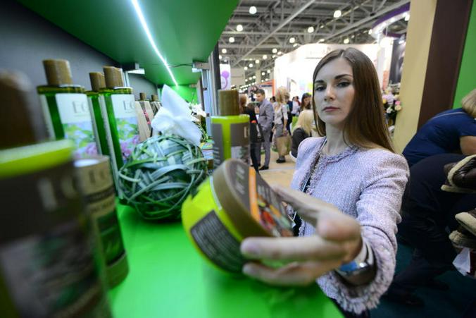 Реклама — это одно, а жизнь — совсем другое. Вы никогда не купите счастье / «Вечерняя Москва»
