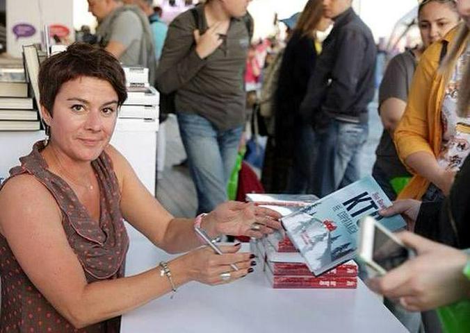 По словам Яны Вагнер, она гордится тем фактом, что первый русский сериал о конце света снят именно по ее книге / Аккаунт Яны Вагнер в Facebook