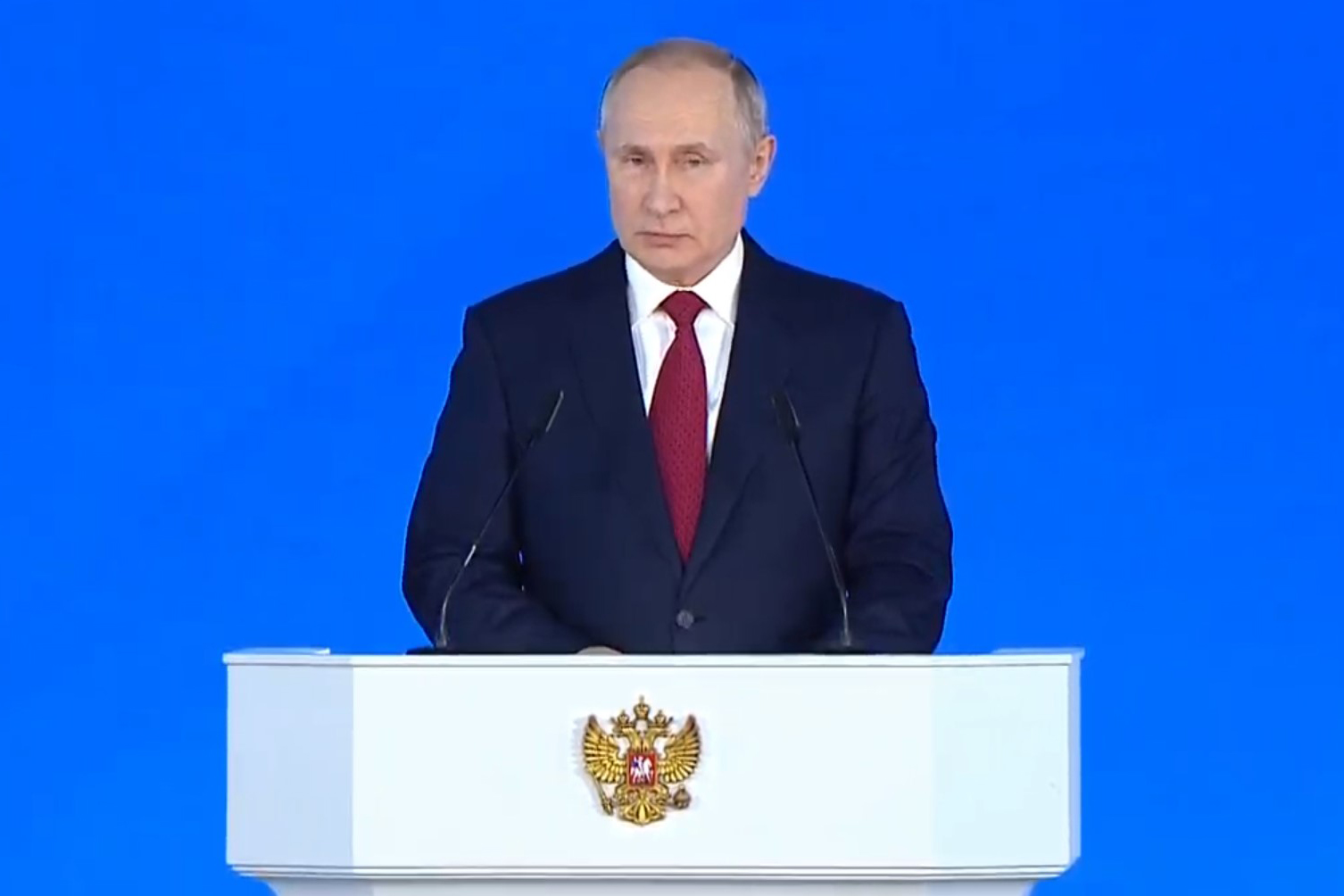Путин назвал важнейшую задачу правительства и ЦБ