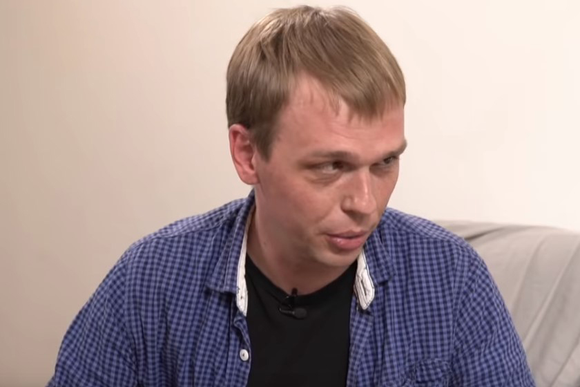 Пятерых бывших полицейских привезли на допрос по делу Ивана Голунова