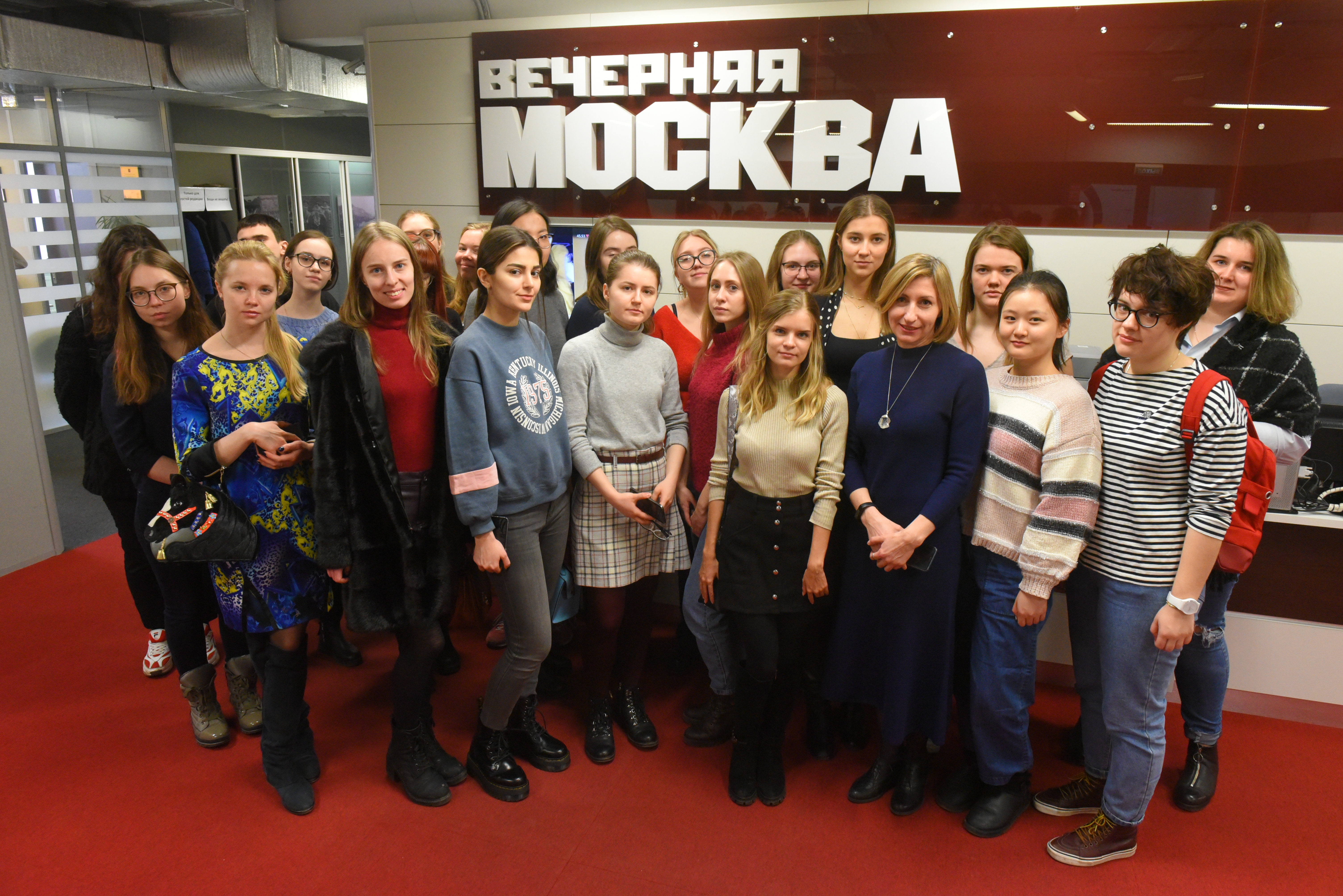 Будущие журналисты посетили редакцию газеты «Вечерняя Москва»