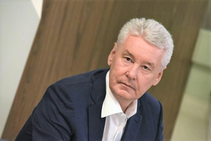 Сергей Собянин призвал москвичей соблюдать двухметровую дистанцию