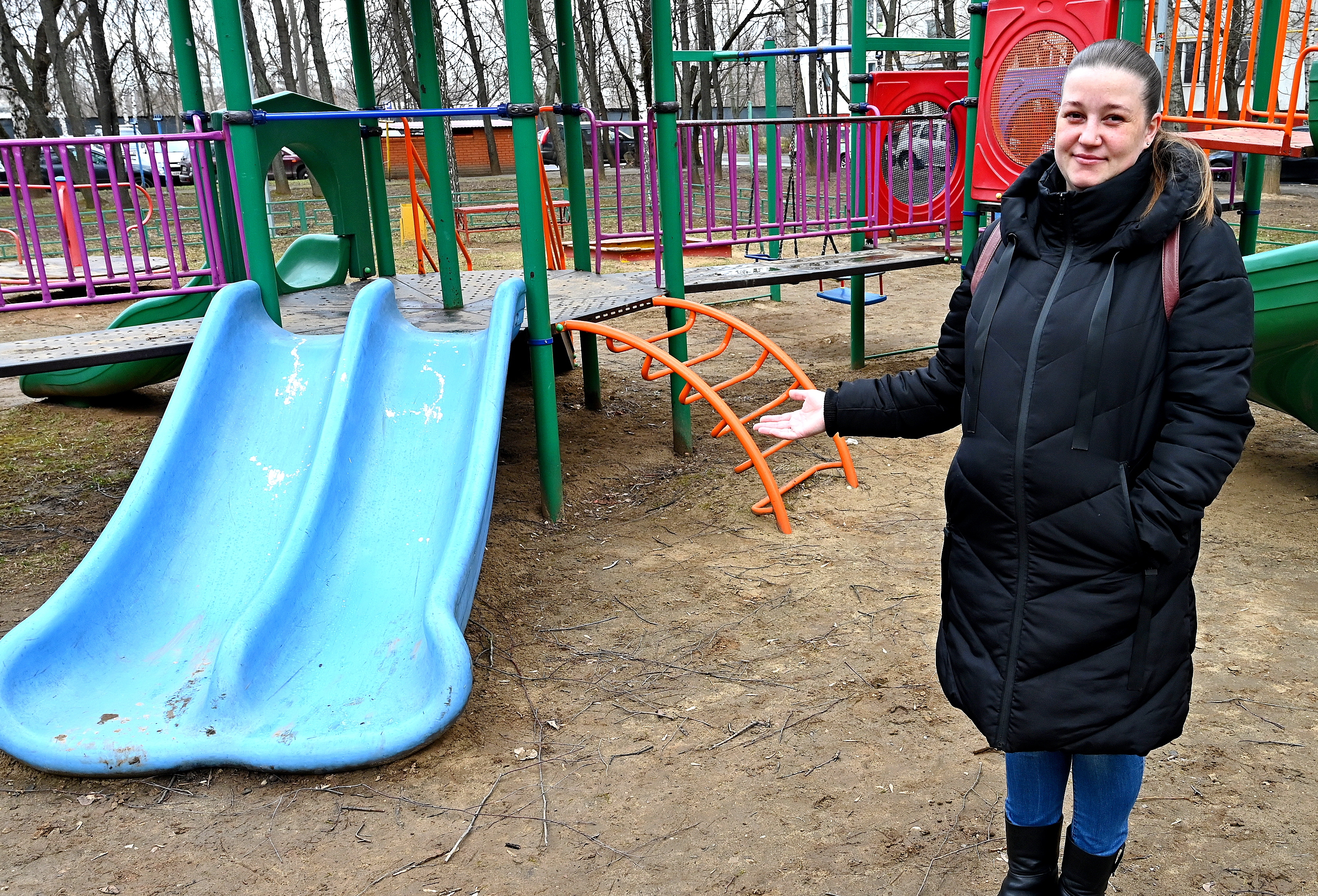 Детскую площадку в Южном Чертанове сделают удобной для прогулок в любую погоду