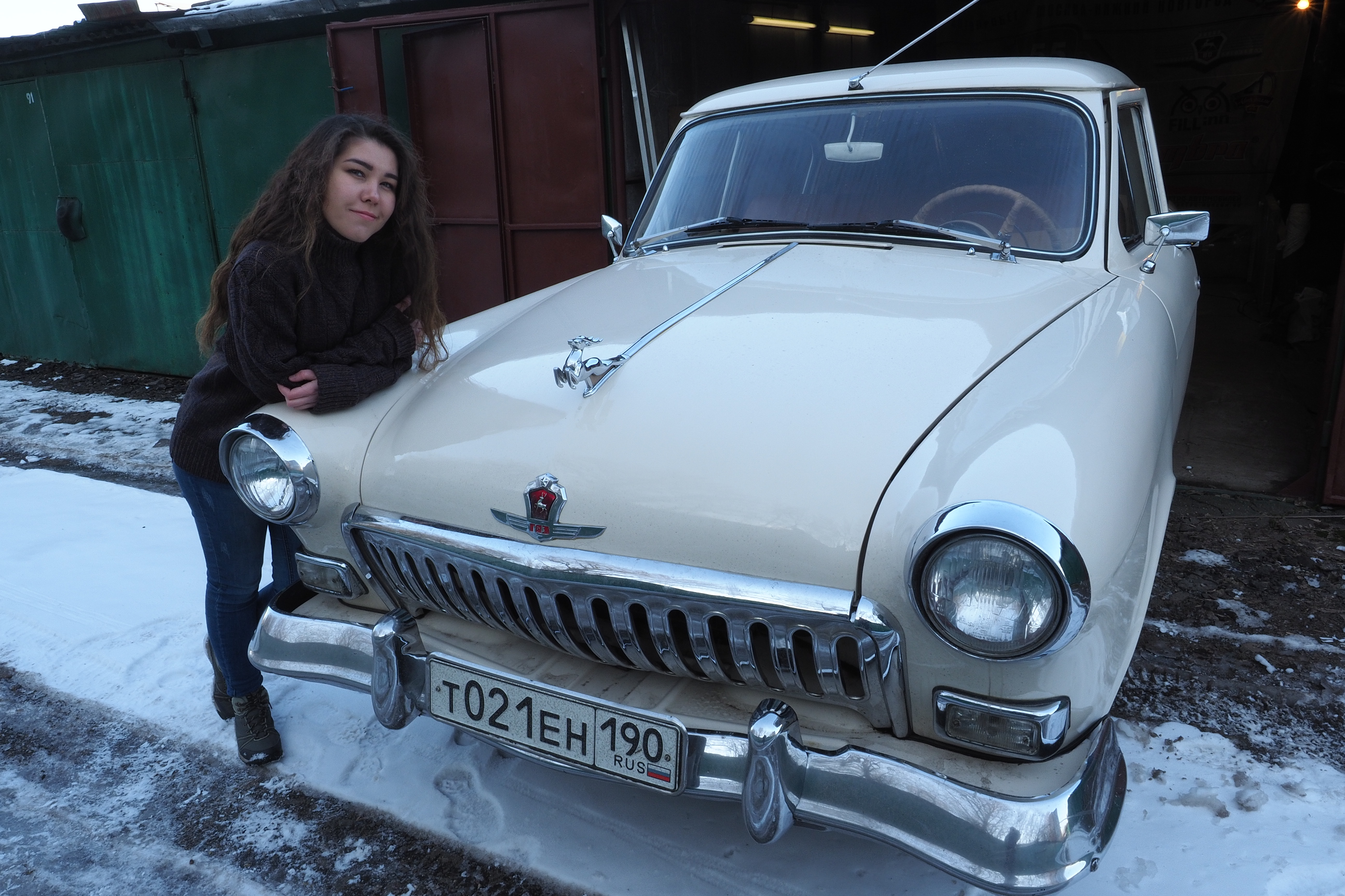 «Сделаю из нее конфетку»: 25-летняя москвичка рассказала, как восстанавливает раритетные автомобили 